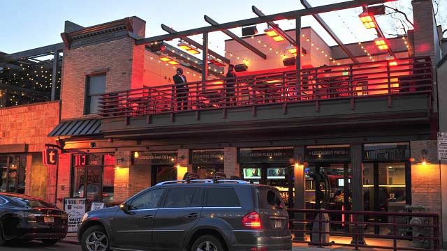 Rooftop bar Tavern Platt Park in Denver
