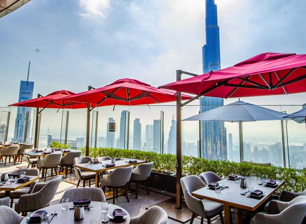 Rooftop bar CÉ LA VI Dubai in Dubai