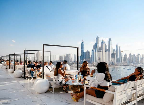 Rooftop bar The Penthouse in Dubai