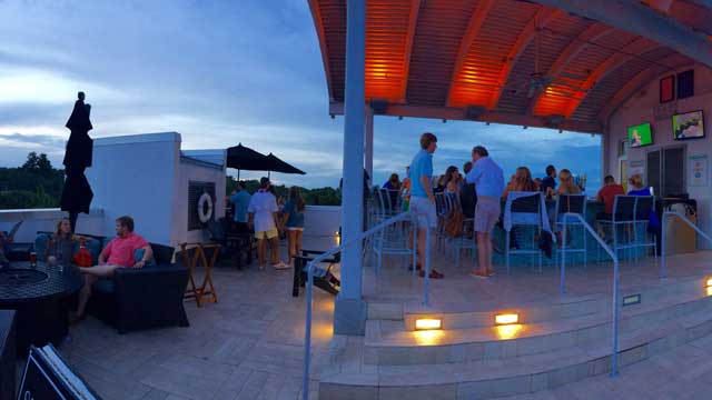 Rooftop bar 723 Whiskey Bravo Emerald Coast