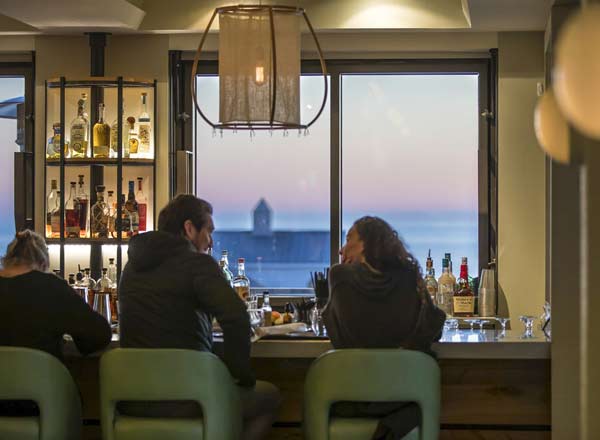Rooftop bar Pescado Seafood Grill & Rooftop Bar in Emerald Coast