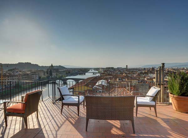 Rooftop bar Antica Torre Tornabuoni in Florence