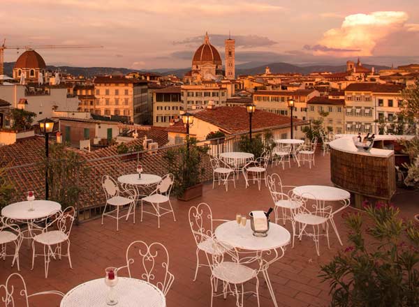 Tomat Baby hylde Hotel Croce di Malta - Rooftop bar in Florence | The Rooftop Guide