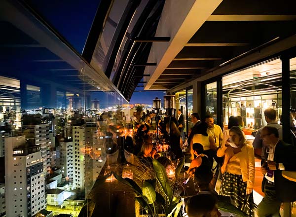 Rooftop bar Cité Rooftop in Florianópolis