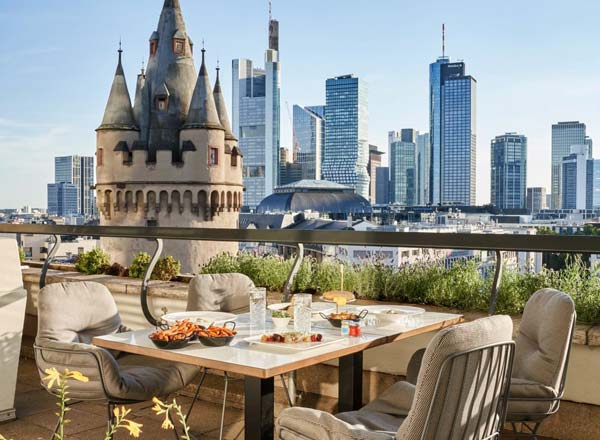 Rooftop bar Occhio d‘Oro in Frankfurt