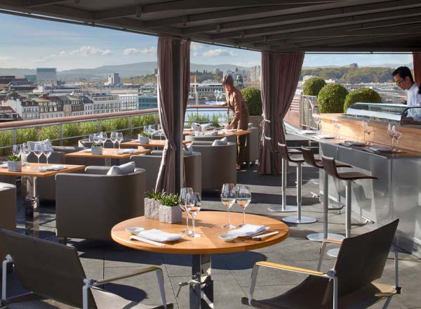 Rooftop bar Izumi in Geneva