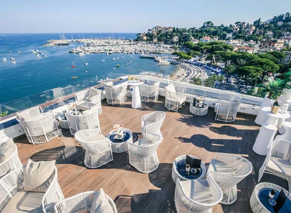 Rooftop bar Royal 8ight Sky Bar in Rapallo (Italian Riviera)