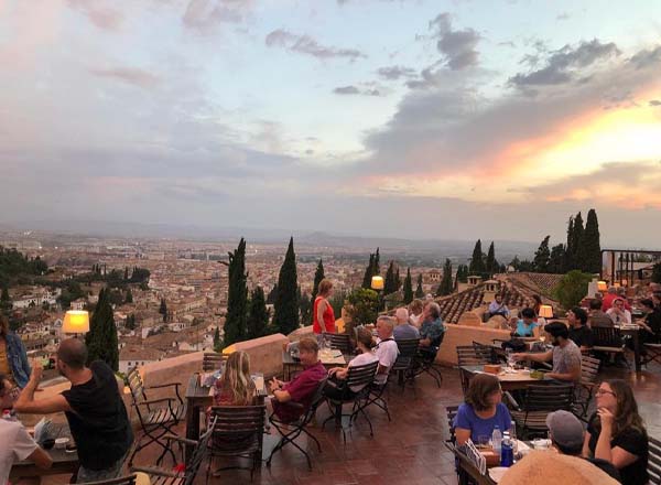 Rooftop bar El Huerto de Juan Ranas in Granada