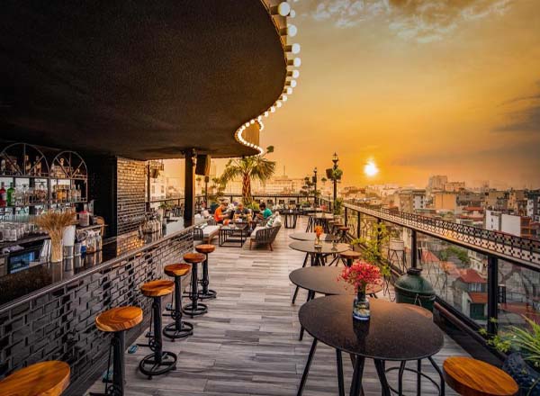 Rooftop bar SOL SKY BAR in Hanoi