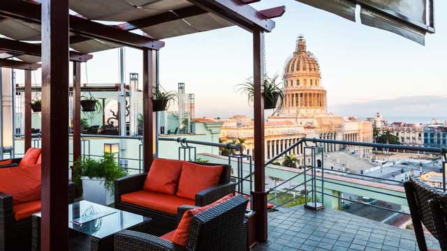 Rooftop bar Bar Piscina Mirador at Hotel Saratoga in Havana