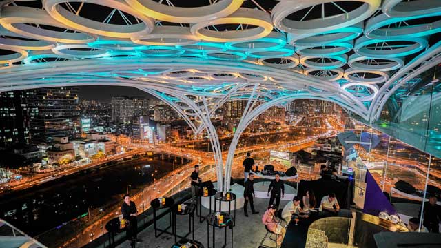 Rooftop bar Epic Sky Lounge in Ho Chi Minh