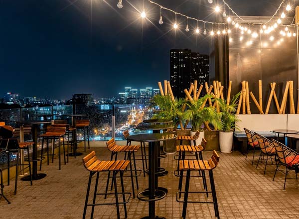 Rooftop bar Propeller Rooftop Bar HCM in Ho Chi Minh