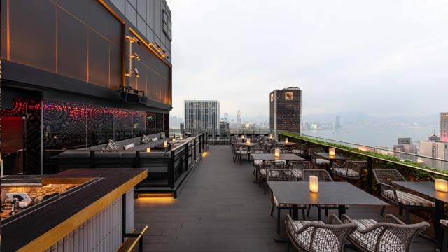 Rooftop bar Wooloomooloo Steakhouse (Wan Chai) in Hong Kong