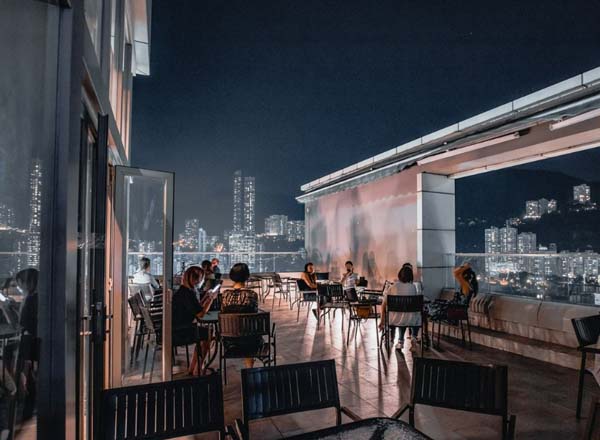 Rooftop bar Boba Bear in Hong Kong