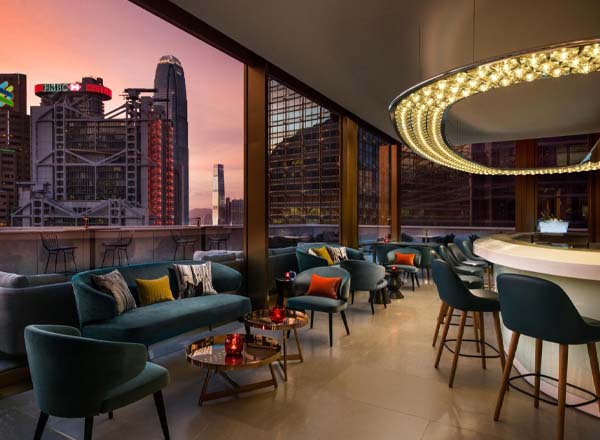 Rooftop bar Popinjays in Hong Kong