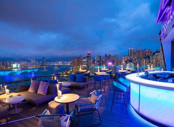Rooftop bar SKYE in Hong Kong