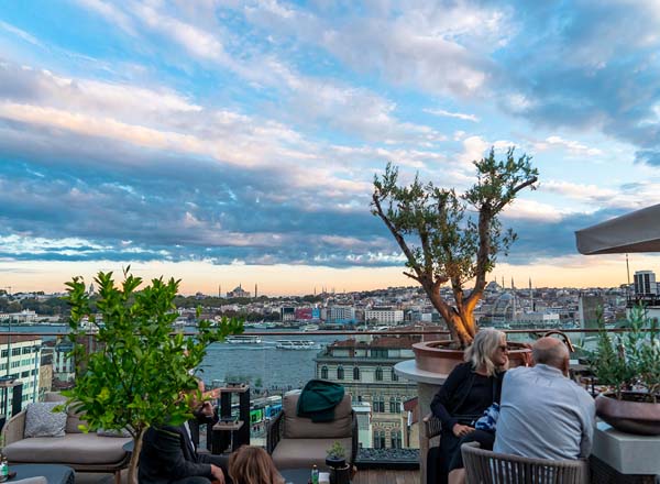 Rooftop bar Istanbul The Bank Roof Bar in Istanbul