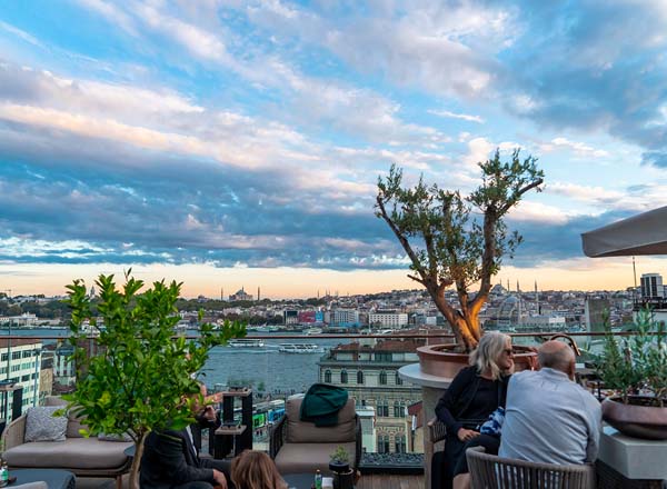 Rooftop bar The Bank Roof Bar in Istanbul