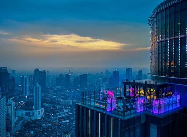 Rooftop bar HENSHIN in Jakarta
