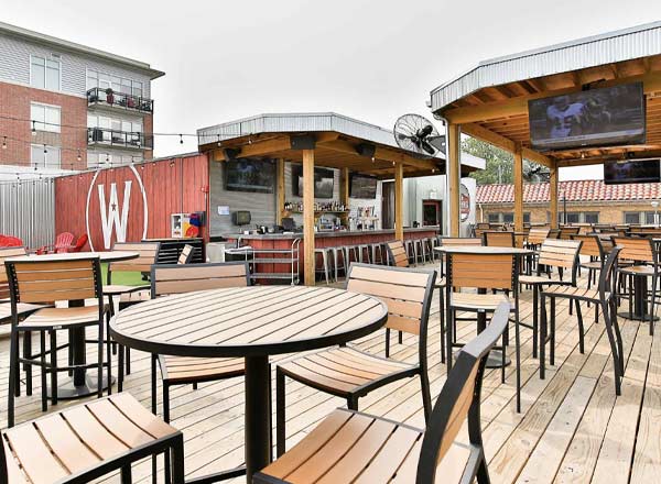 Rooftop bar Westport Ale House in Kansas City