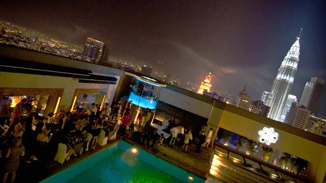Rooftop bar Luna Bar in Kuala Lumpur