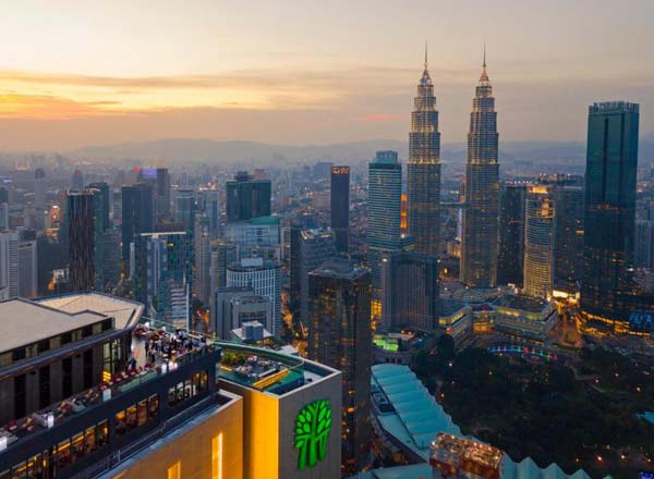Rooftop bar Vertigo & Horizon Grill at Banyan Tree in Kuala Lumpur