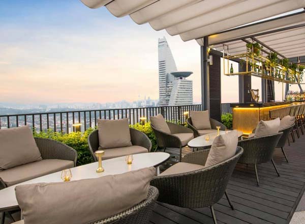 Rooftop bar Vouge Lounge in Kuala Lumpur