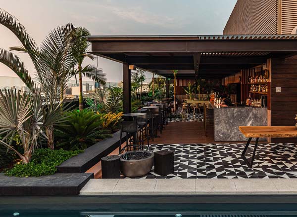 Rooftop bar Ambra Rooftop Bar in Lima