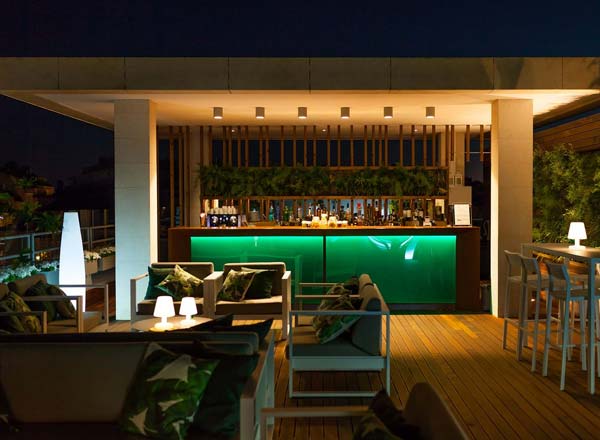 Rooftop bar Garden Roof Bar in Lisbon