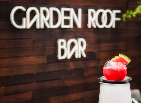 Rooftop bar Garden Roof Bar in Lisbon