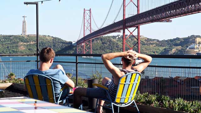 Rooftop bar Rio Maravilha in Lisbon