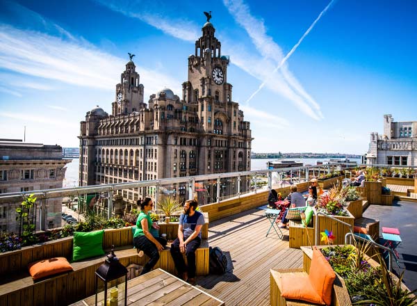 Rooftop bar Goodness Gracious Roof Garden in Liverpool