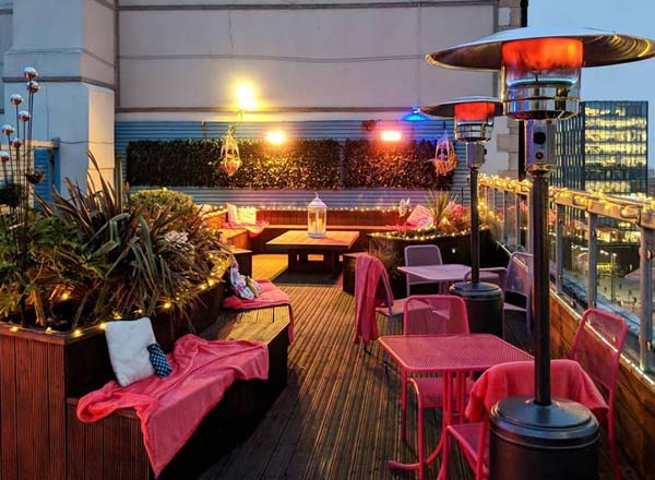 Rooftop bar Goodness Gracious Roof Garden in Liverpool