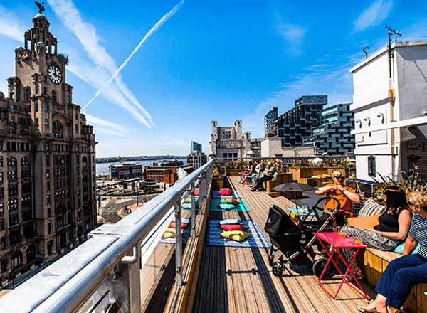 Rooftop bar Goodness Gracious Roof Garden in Liverpool
