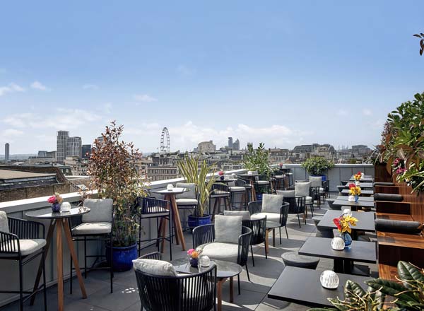 Rooftop bar The AMANO Rooftop in London