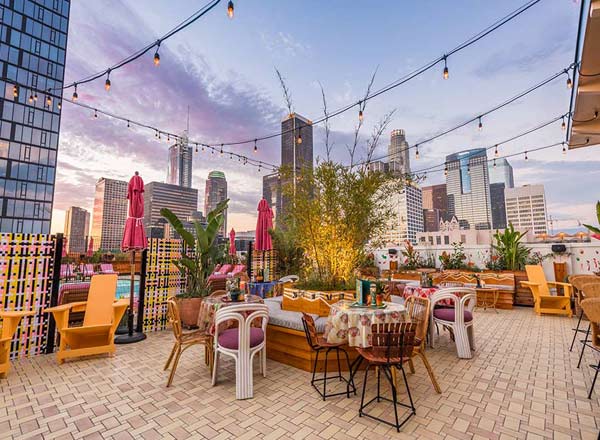 Rooftop bar Broken Shaker in Los Angeles