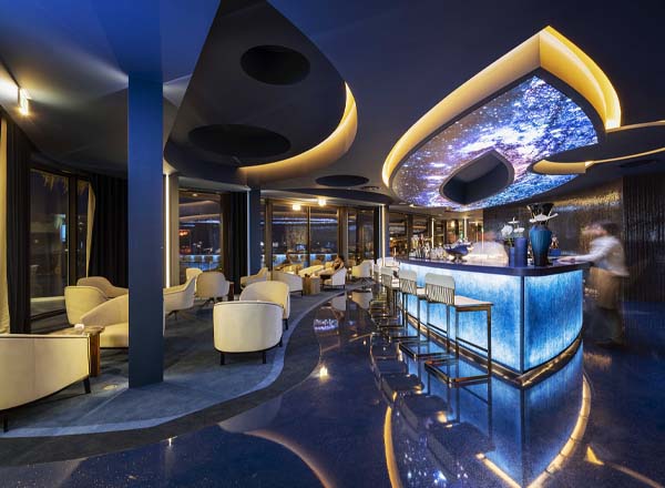 Rooftop bar Madeira Galáxia Skybar at Savoy Palace in Funchal