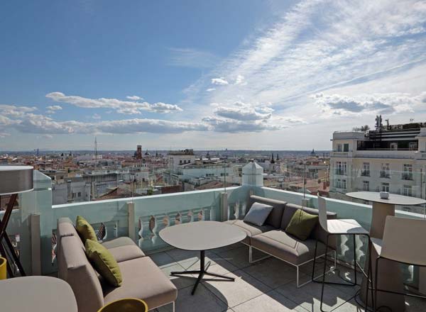 Rooftop bar Picalagartos Sky Bar in Madrid