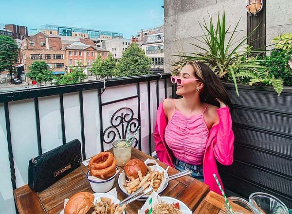 Rooftop bar Honest Burgers in Manchester