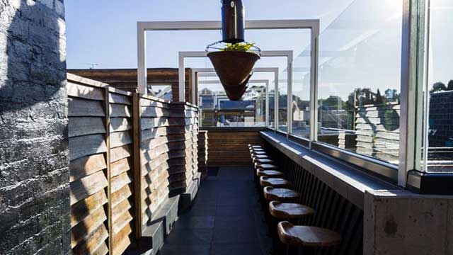 Rooftop bar Upside Rooftop Bar in Melbourne