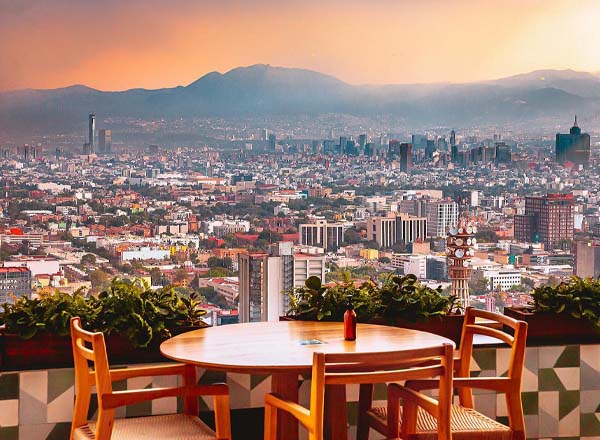 Rooftop bar Miralto in Mexico City