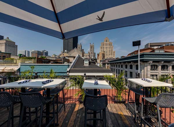 Rooftop bar Terrasse Nelligan in Montreal