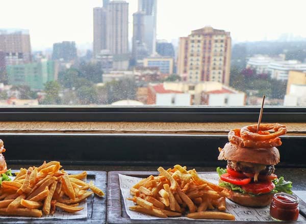 Bar en la azotea Brew Bistro Rooftop en Nairobi