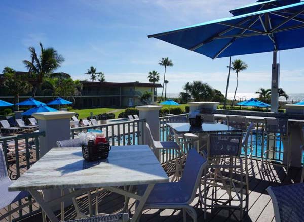 Rooftop bar The Upper Deck Pool Bar in Naples, FL