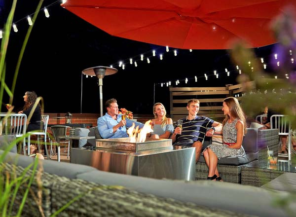 Rooftop bar The Retreat at Hilton Short Hills in New Jersey