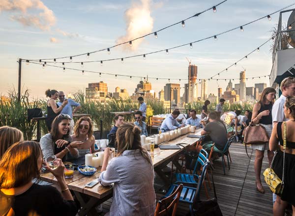 Rooftop bar Azul Rooftop Bar in NYC