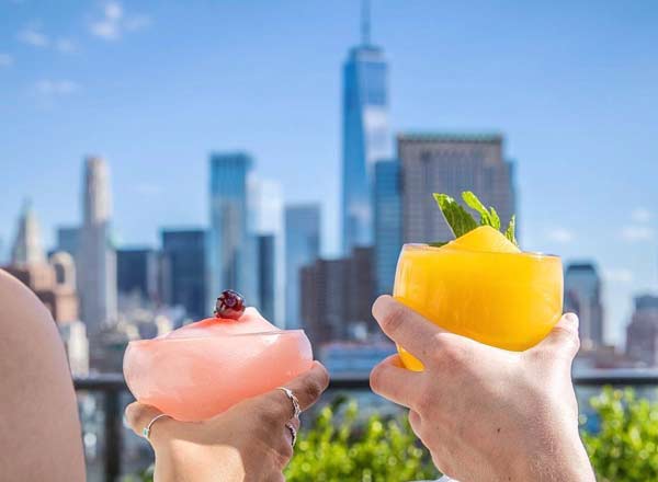 Rooftop bar Azul Rooftop Bar in NYC