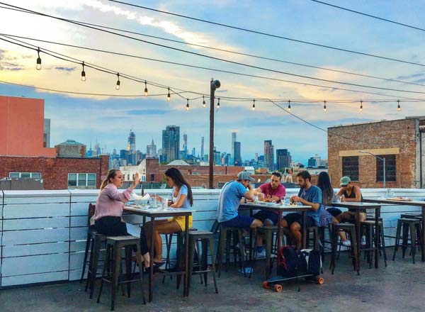 Rooftop bar Berry Parkr in NYC