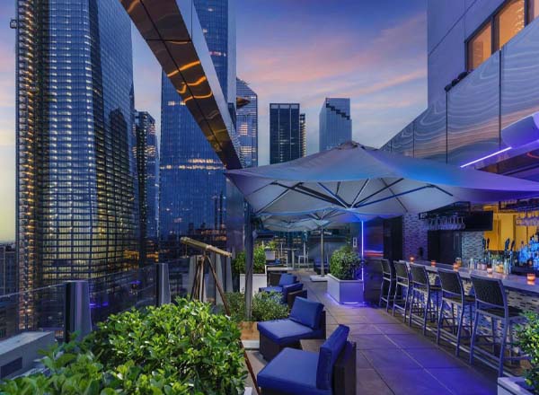 Rooftop bar BLU33 Rooftop in NYC