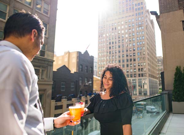 Rooftop bar Skylawn Rooftop Bar in NYC